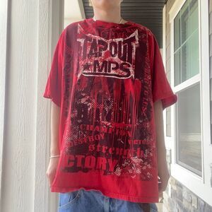 Tapout Men's Red T-shirt